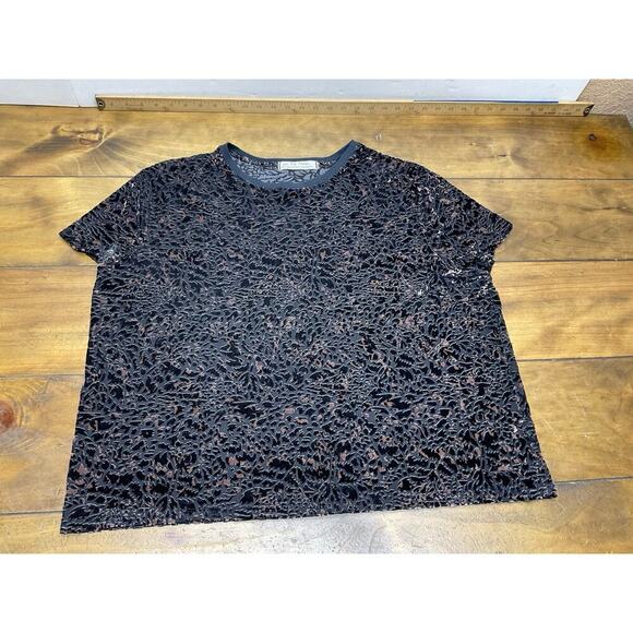 Free People We The Free Teddy Tee Size XS Velvet Animal Print Black - Picture 1 of 8